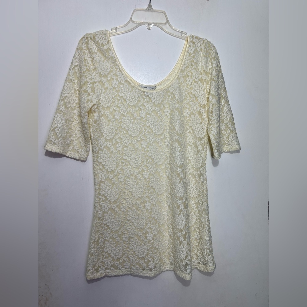 Banana Republic Ivory Lace Short Sleeve Scoop Neck Sheer Stretch Top Size M